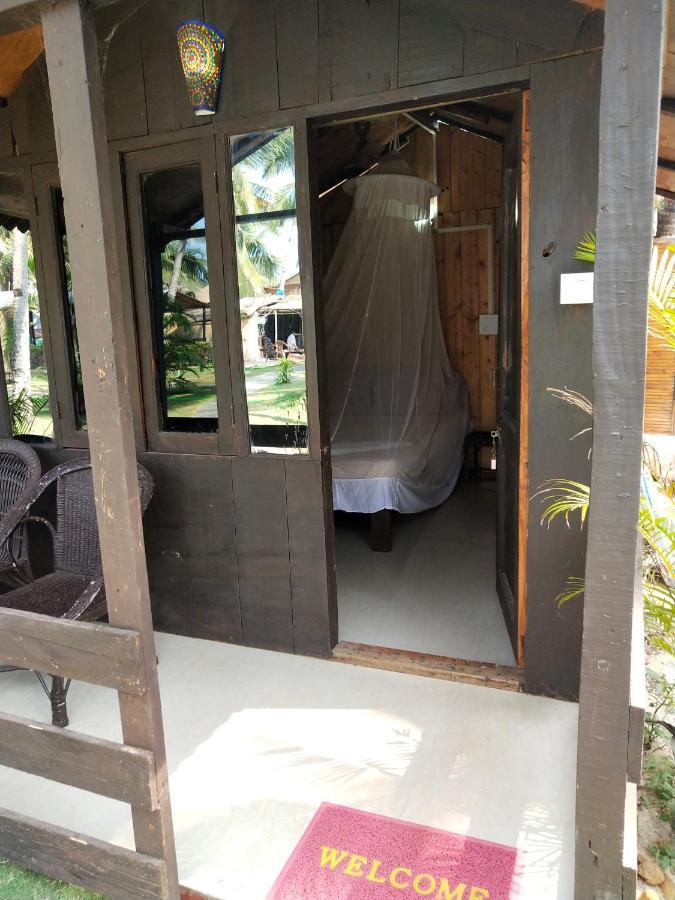 ホテルPapillon Beach Huts パロレム エクステリア 写真